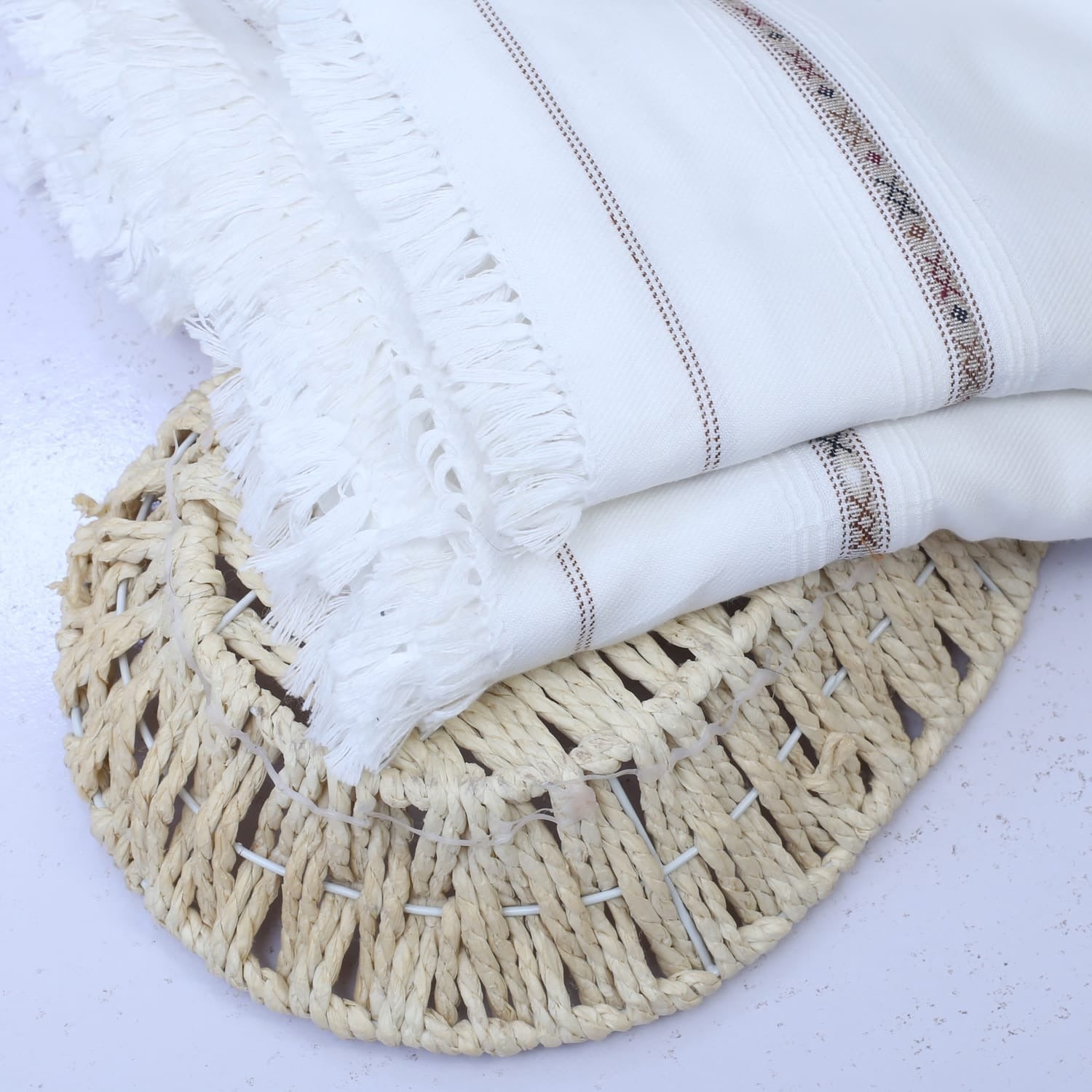 Swati Woolen Shawl Off White - Faisalbad Fabrics