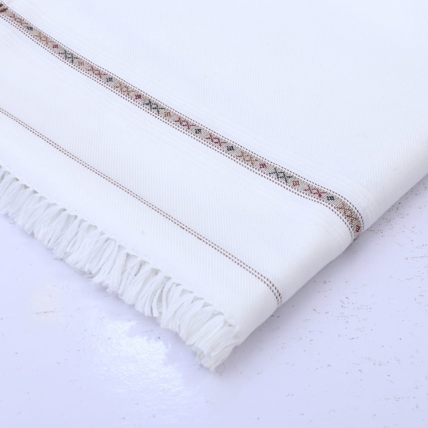 Swati Woolen Shawl Off White - Faisalbad Fabrics